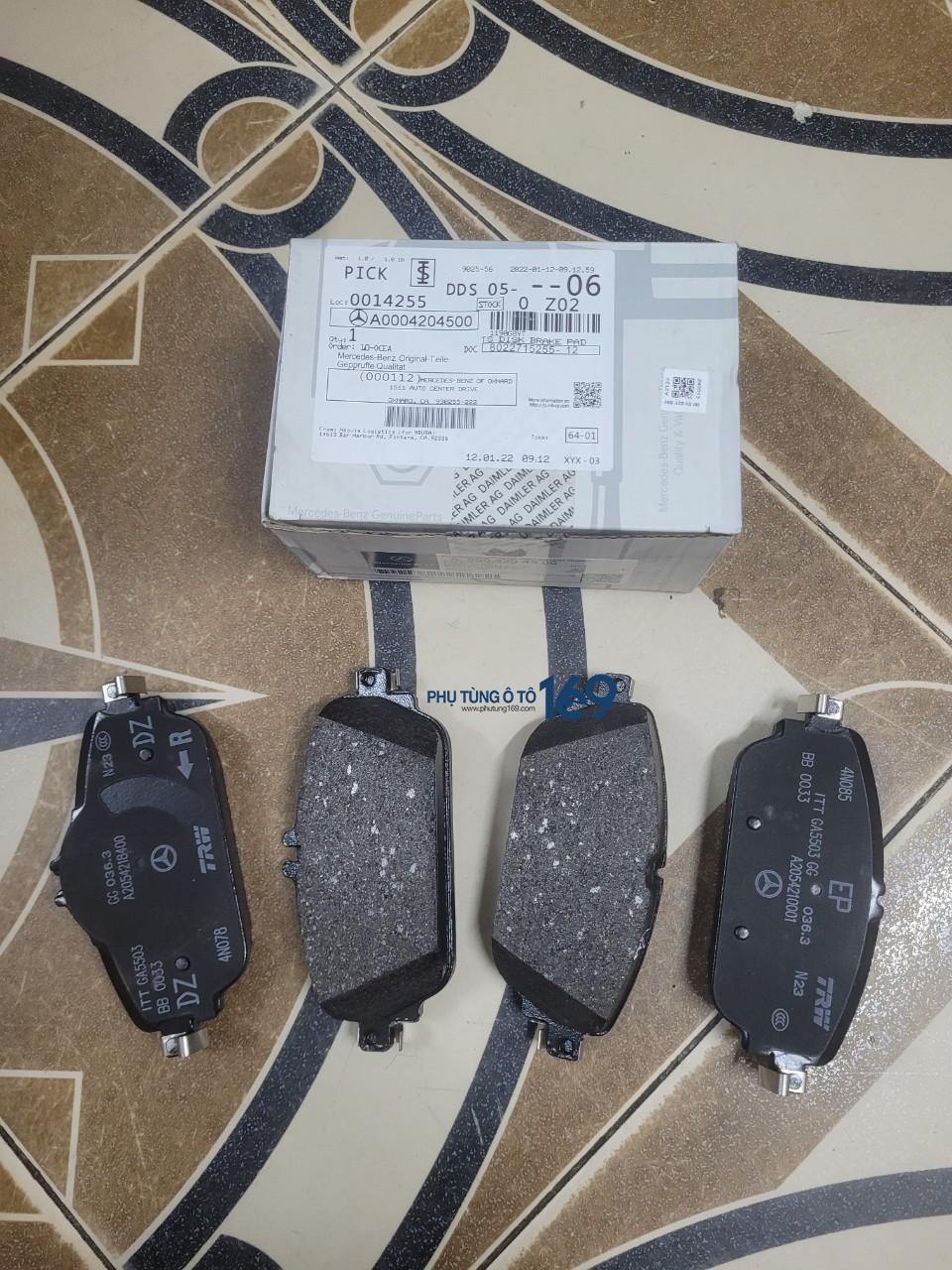 Má phanh trước Mercedes C200 Má phanh trước Mercedes C200