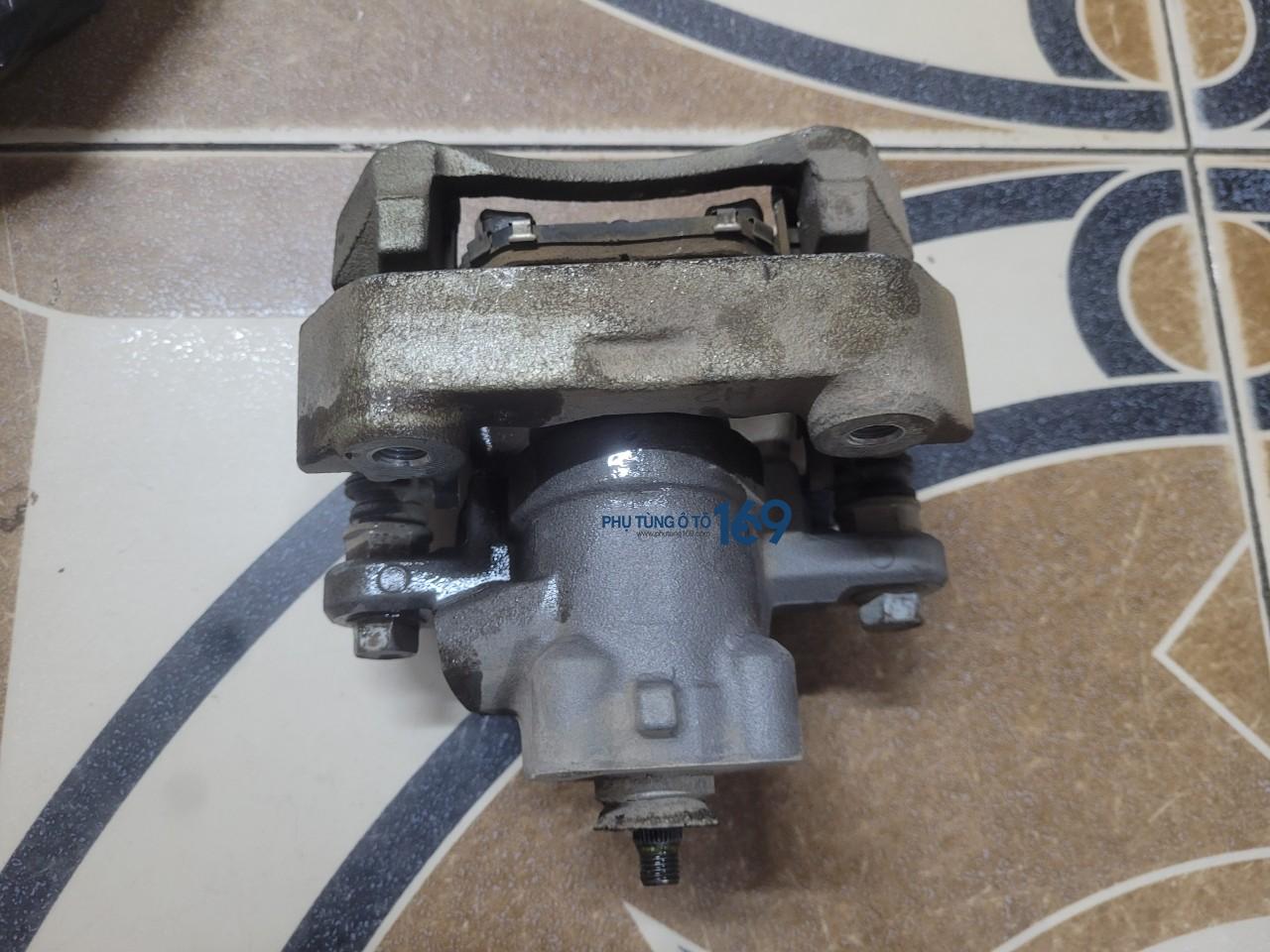 Cụm gông phanh sau lái Viosa