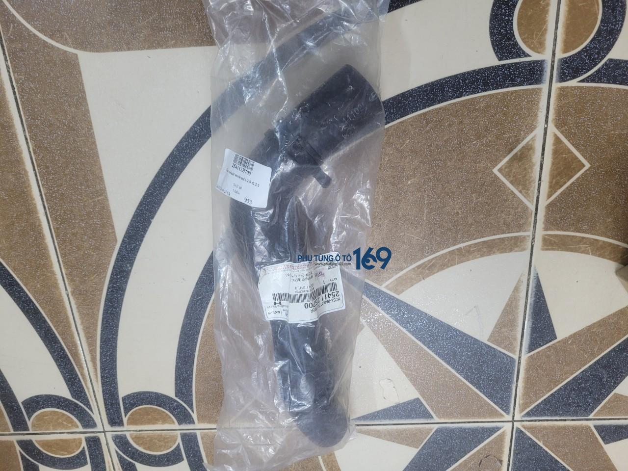 Ống nước trên két nước Santafe