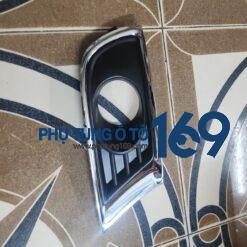Ốp đèn gầm phải Camry