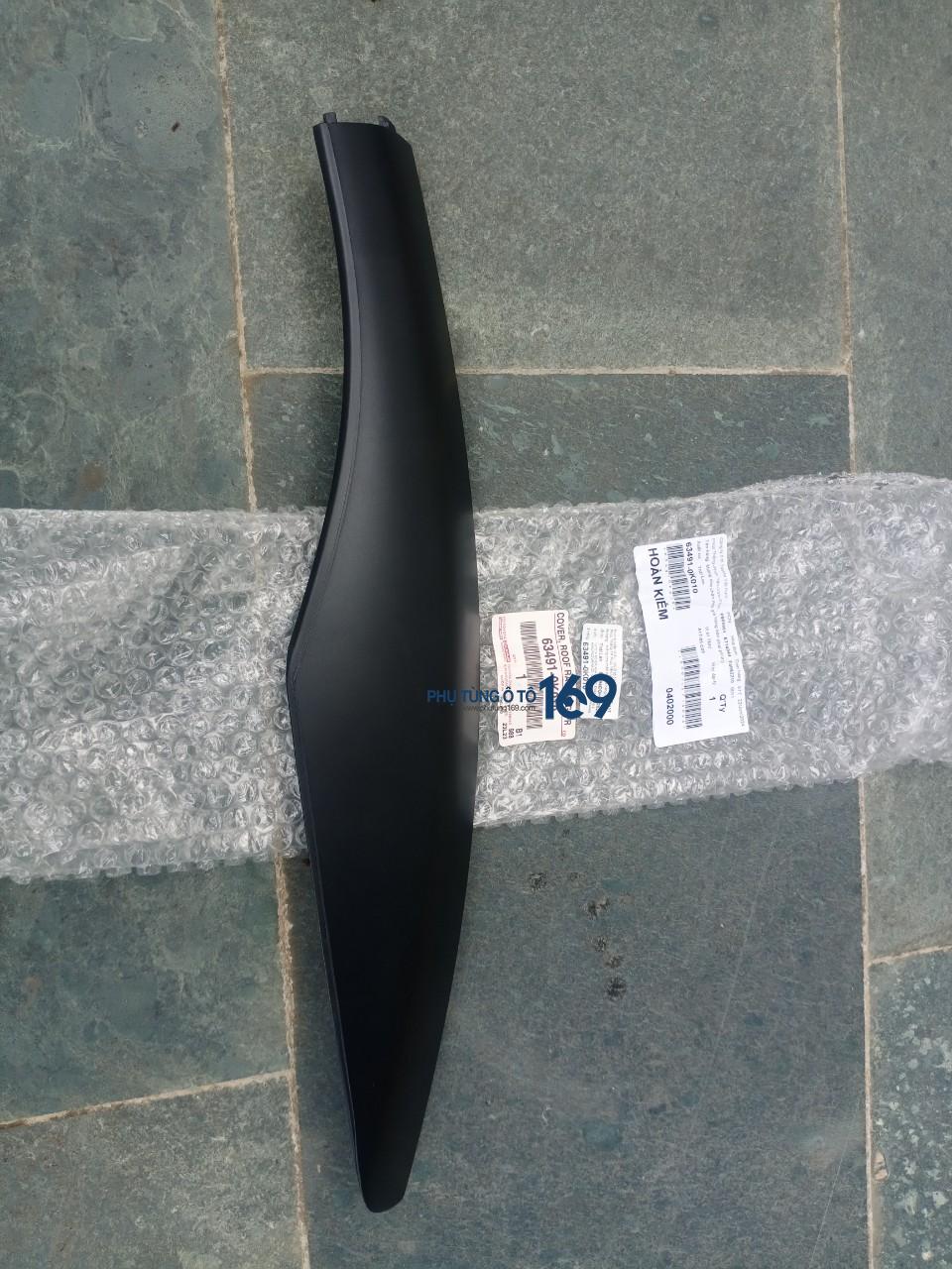 Ốp giá nóc sau phải Fortuner Ốp giá nóc sau phải Fortuner