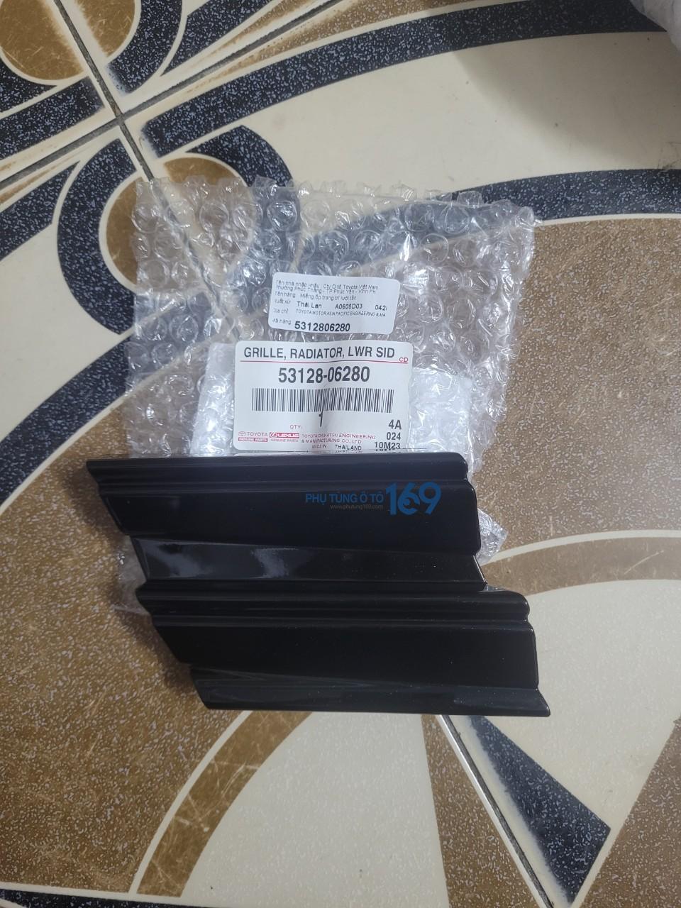 Ốp móc kéo Camrya