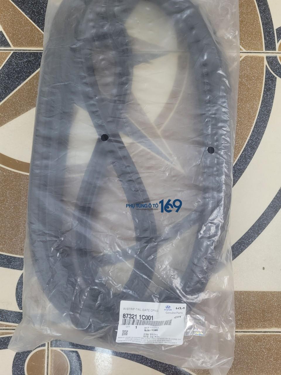 Ron cốp hậu Getz