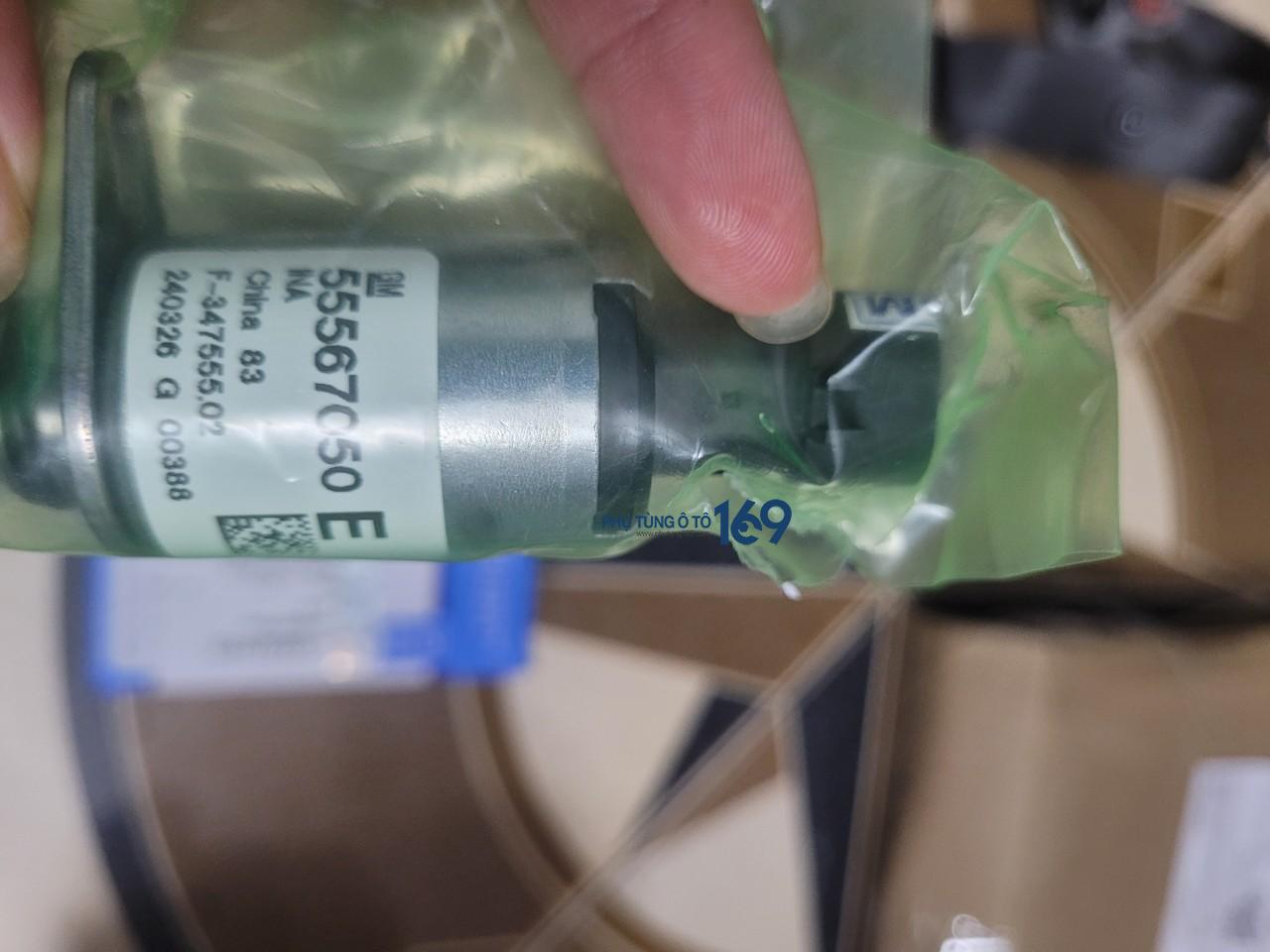 Van thông hơi quy lát Lacettia