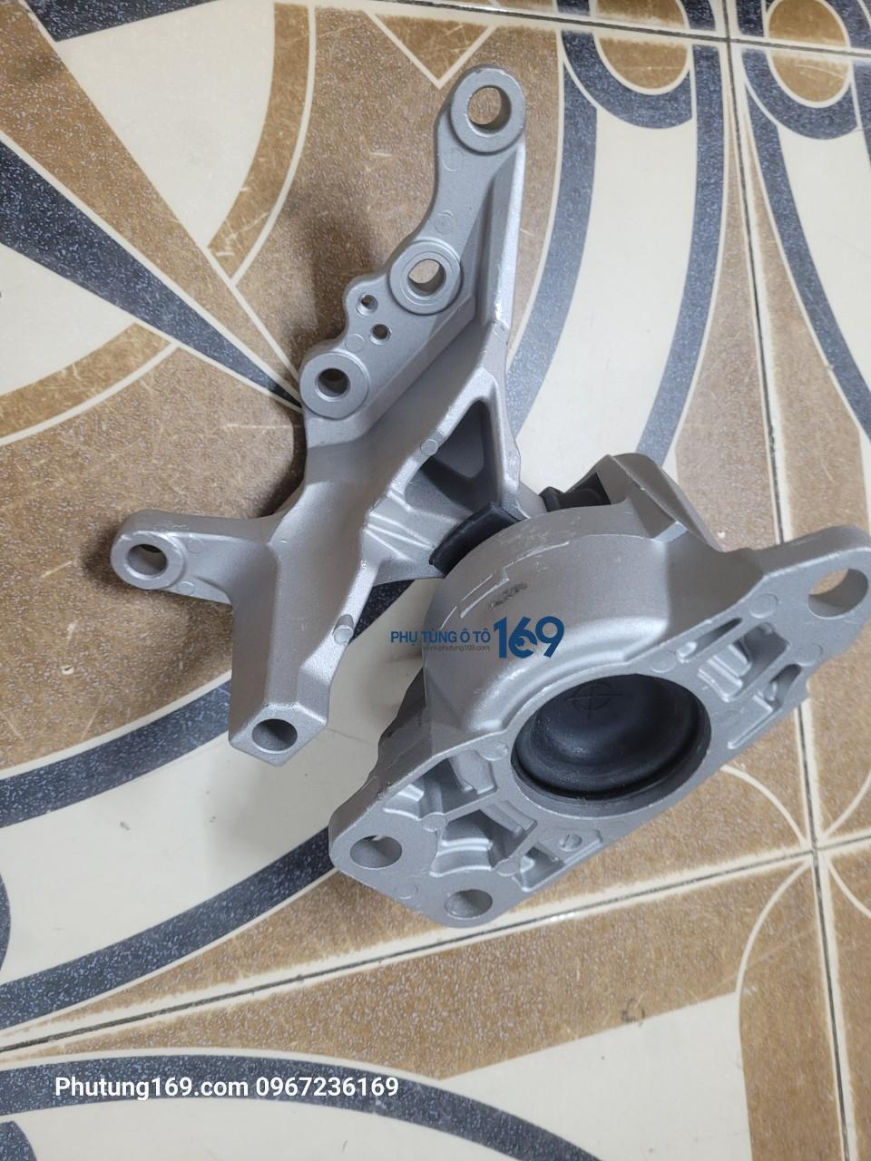 Chân đầu máy Xtrail Chân đầu máy Xtrail