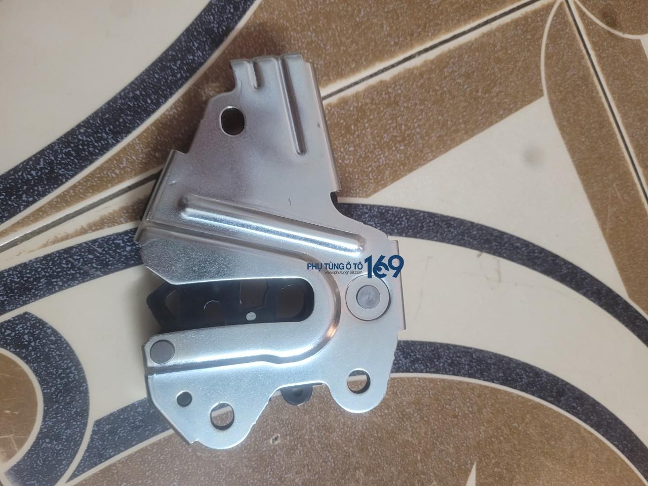 Khóa chốt ghế Honda Crva