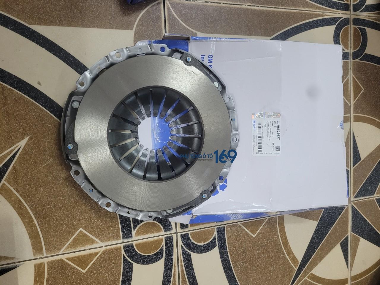 Bàn ép Captiva máy xăng a