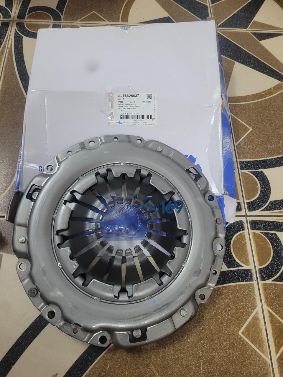 Bàn ép Captiva máy xăng