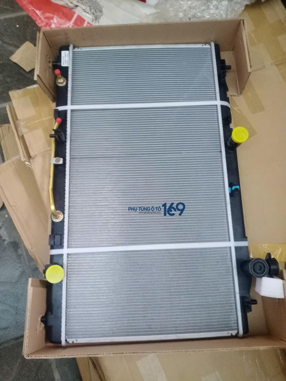 Két nước số tự động Camry 3.5 Két nước số tự động Camry 3.5