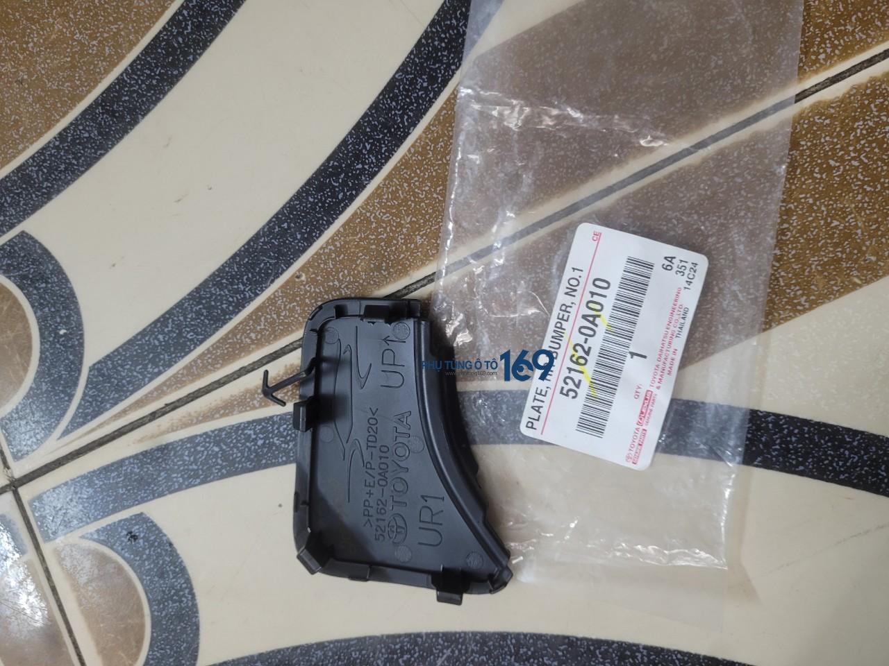 Nắp đậy móc kéo sau Cross 2018-2022 toâ