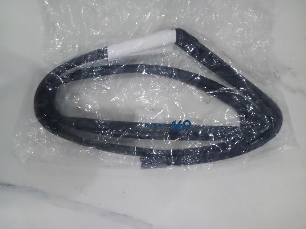 Gioăng lên kính sau Ranger 3.2 Gioăng lên kính sau Ranger 3.2