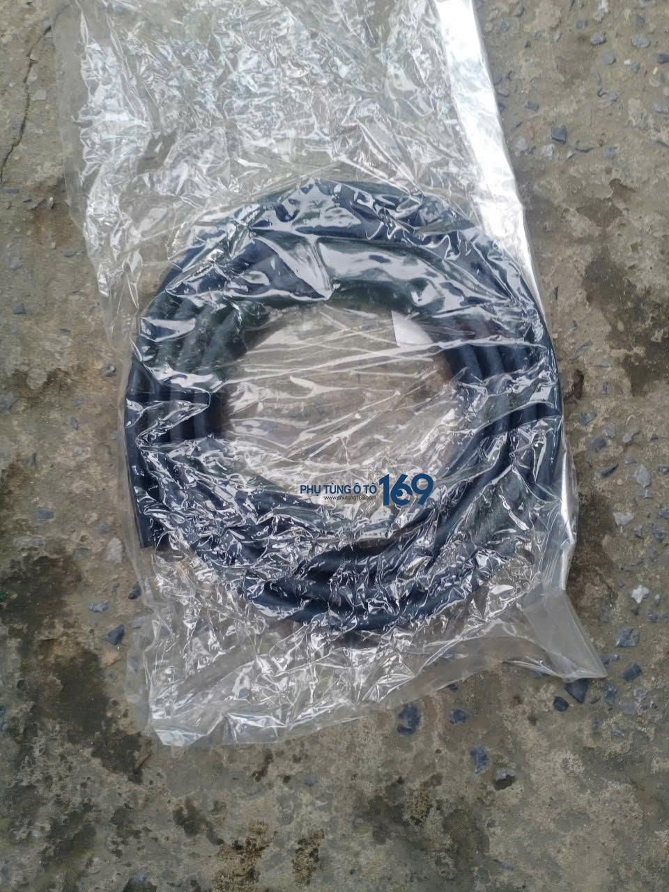 Ron khung cửa sau phải Traiblazer Ron khung cửa sau phải Traiblazer