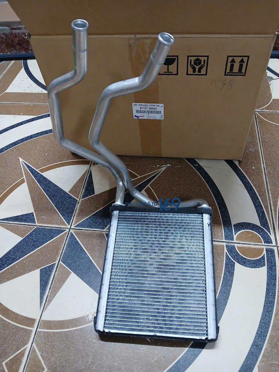 Dàn sưởi trong xe Venzaa