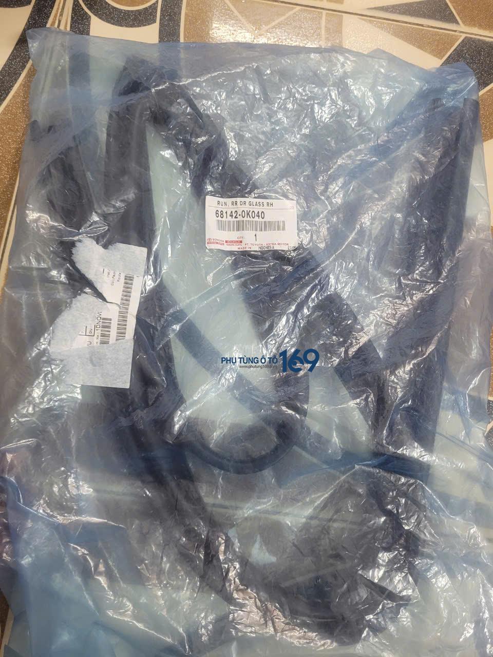 Ron trượt kính trước phải Innova Ron trượt kính trước phải Innova