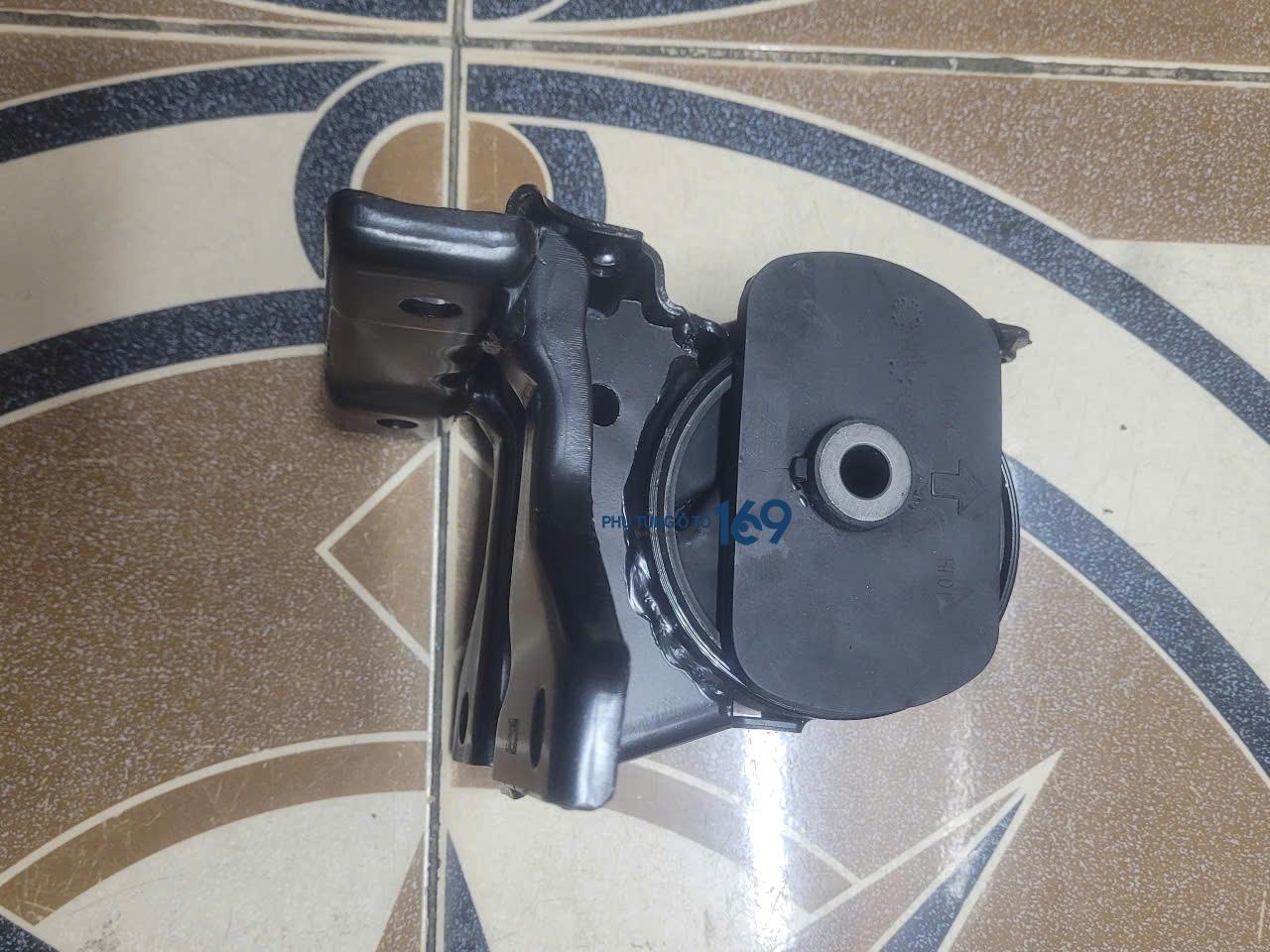 Chân máy trước két nước Santafe Gold Chân máy trước két nước Santafe Gold