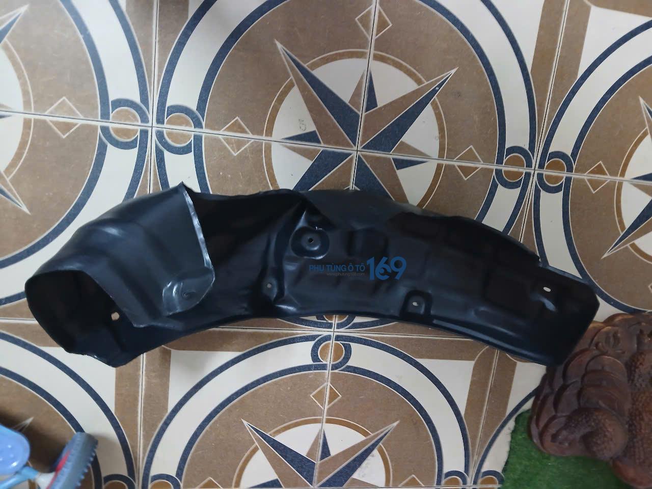 Lòng dè sau Mazda 3a