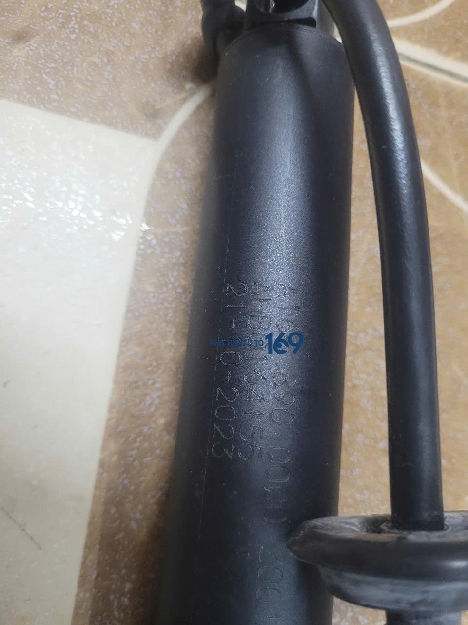 Ty cốp điện phải GLE400