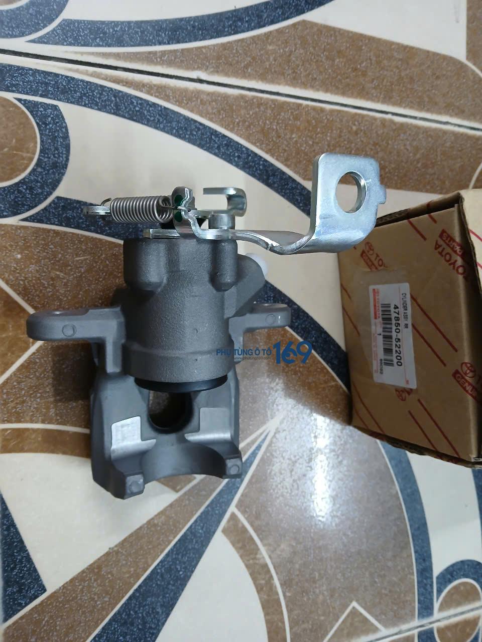 Cụm gông phanh sau trái Vios