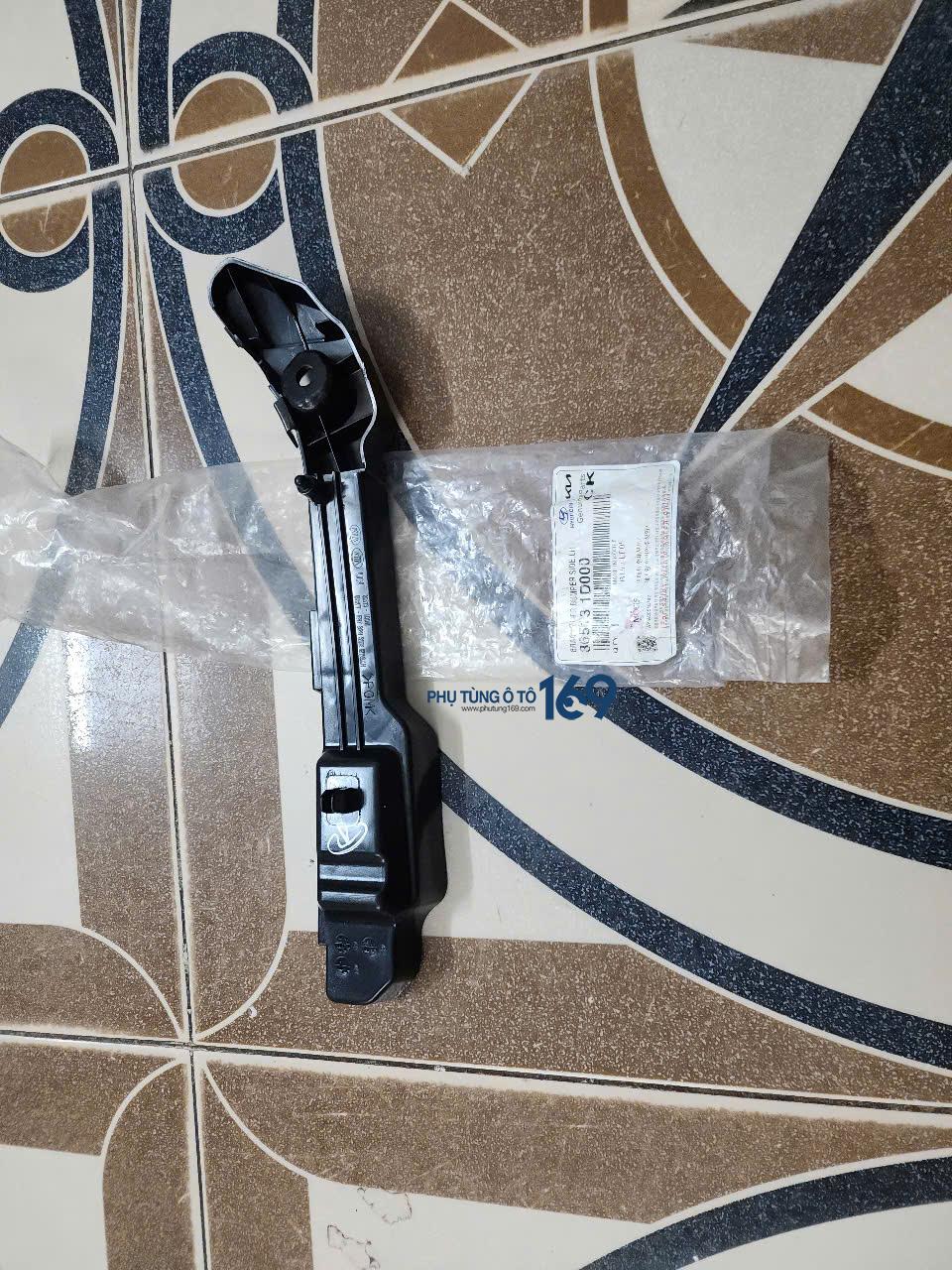 Phe ba đờ xốc trước phải Carens Phe ba đờ xốc trước phải Carens