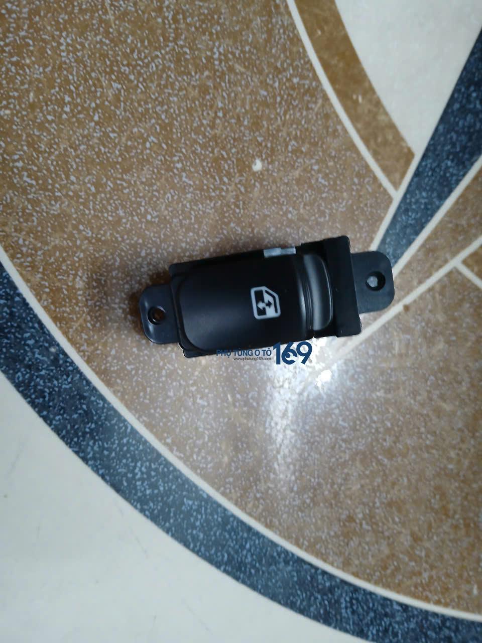 Công tắc lên kính đơn Carens Công tắc lên kính đơn Carens