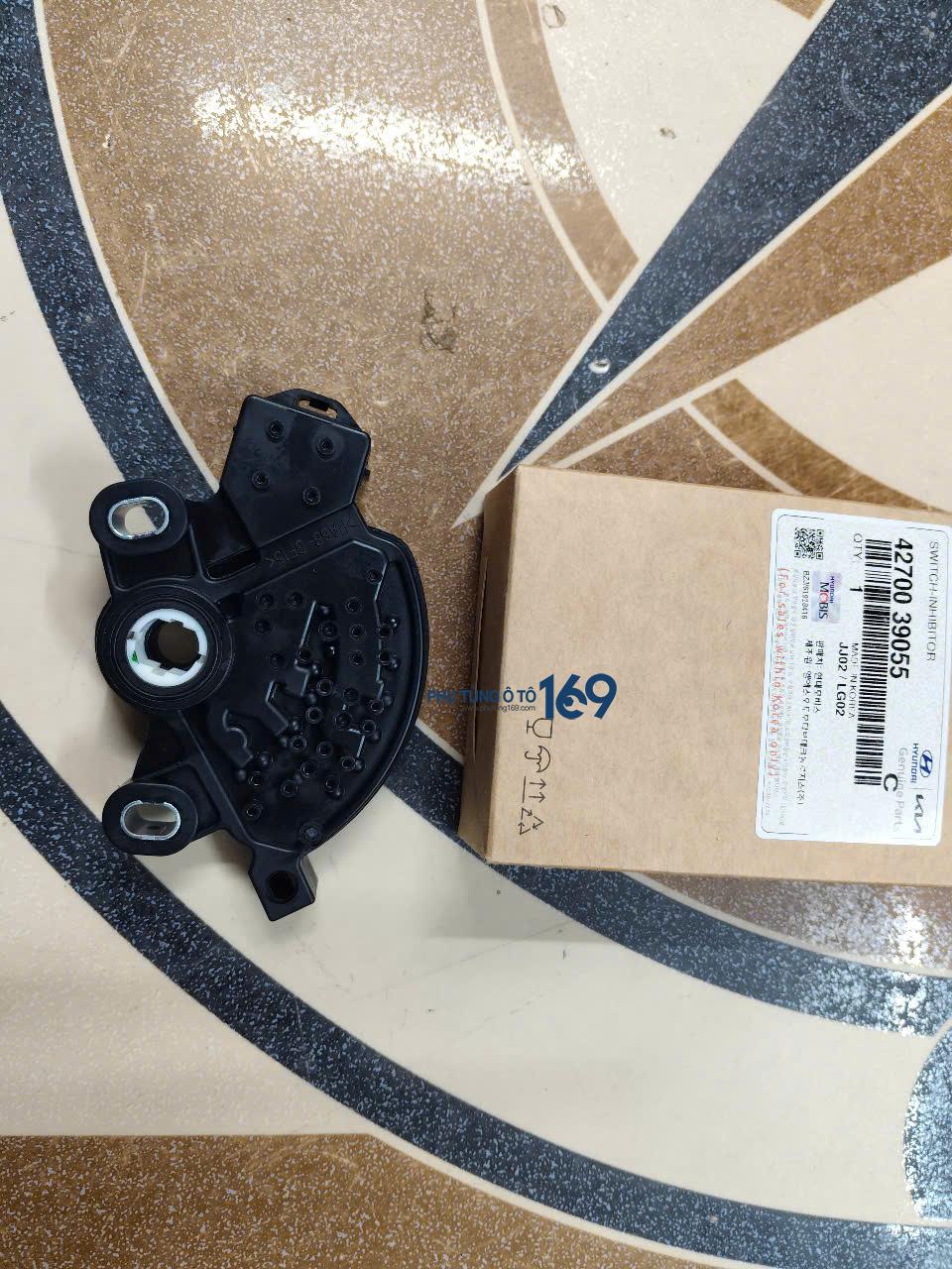 Công tắc sang số Santafe Gold Công tắc sang số Santafe Gold