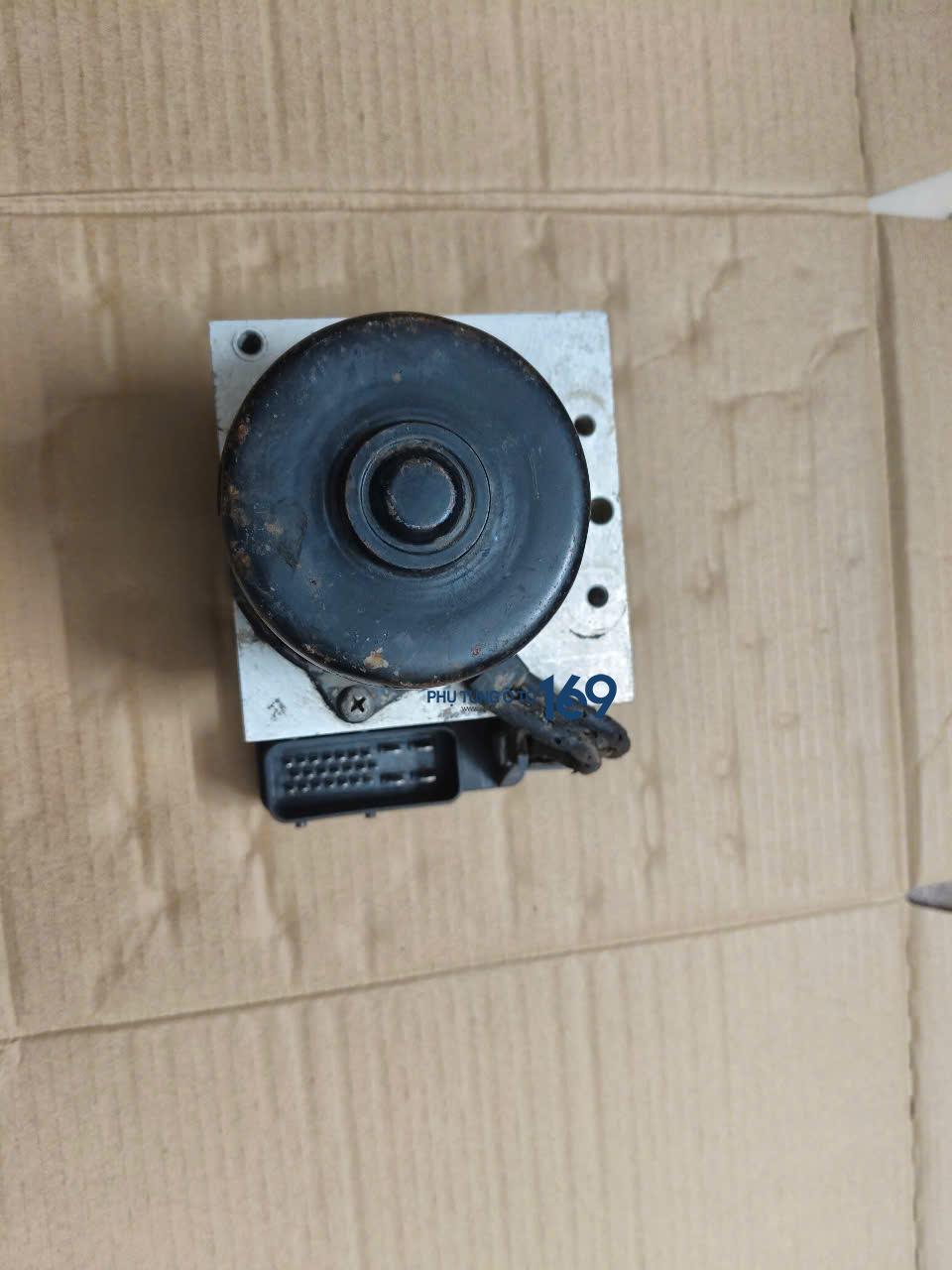 Cụm điều khiển phanh abs Lifan520 1.3 Cụm điều khiển phanh abs Lifan520 1.3