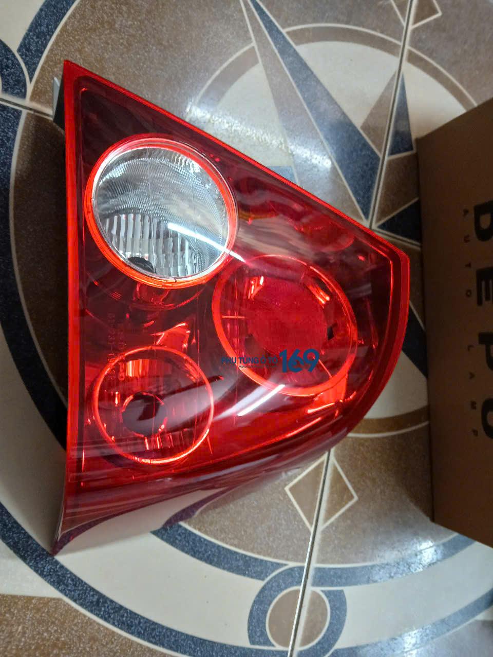 Đèn hậu phải Laser Đèn hậu phải Laser