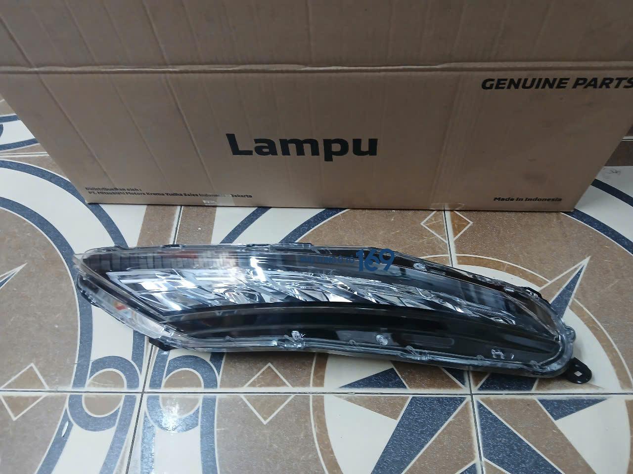 Đèn mí led cản trước phải Xpander Đèn mí led cản trước phải Xpander