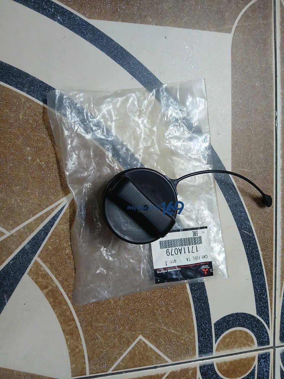 Nắp bình xăng trong Xpandera