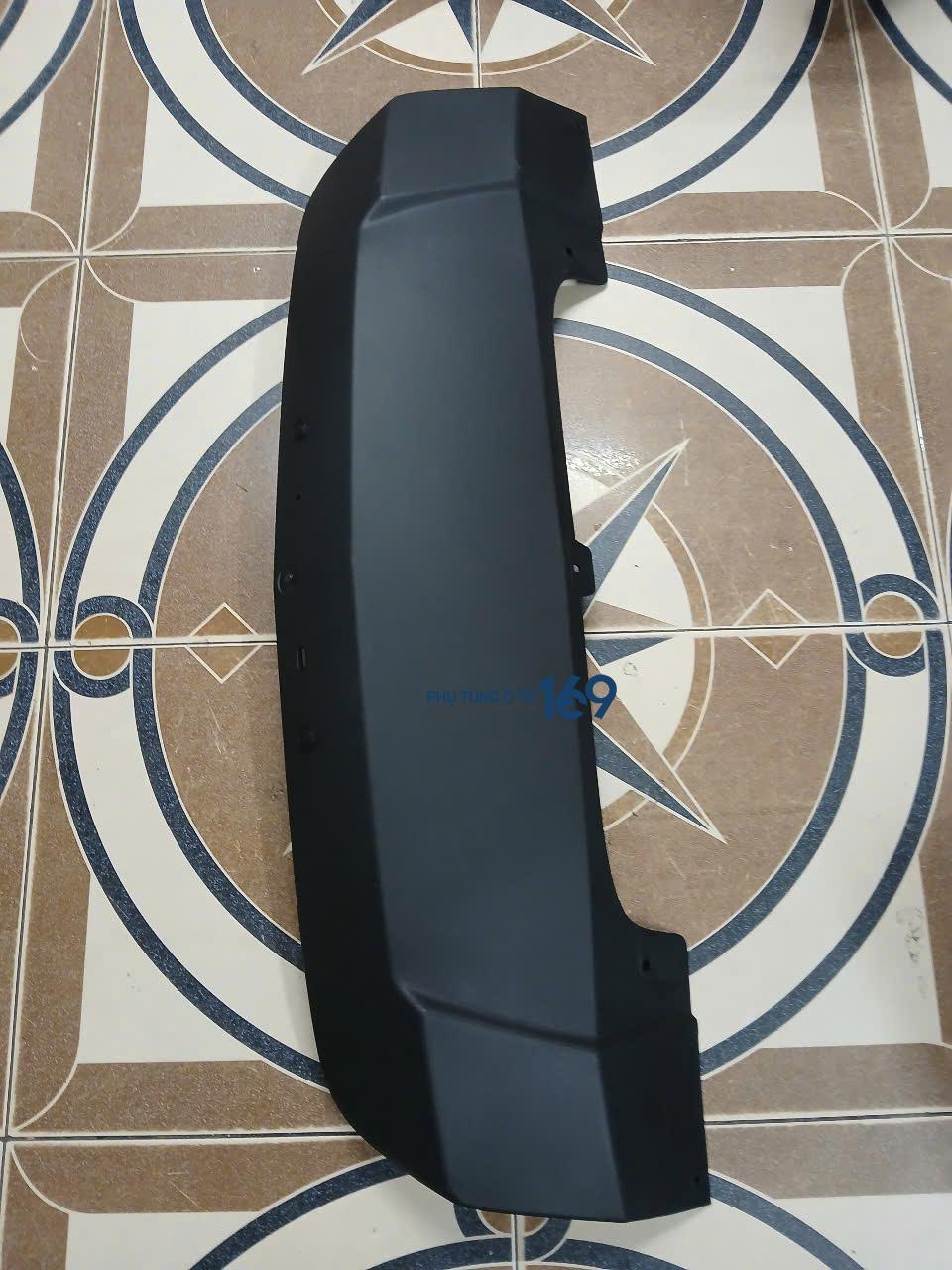 Ốp cản trước Colorado Ốp cản trước Colorado