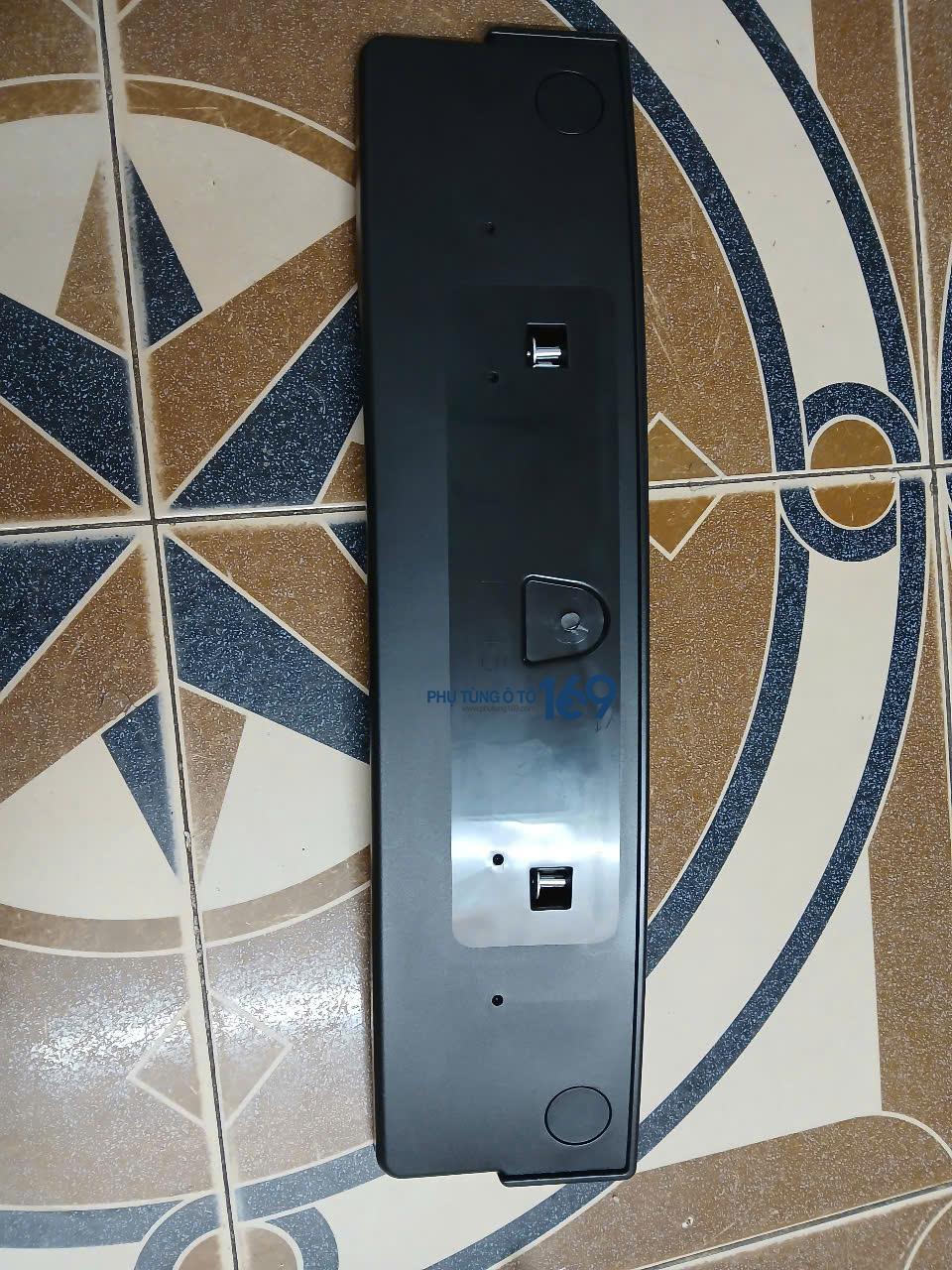 Ốp nhựa bắt biển số Cx5 Ốp nhựa bắt biển số Cx5