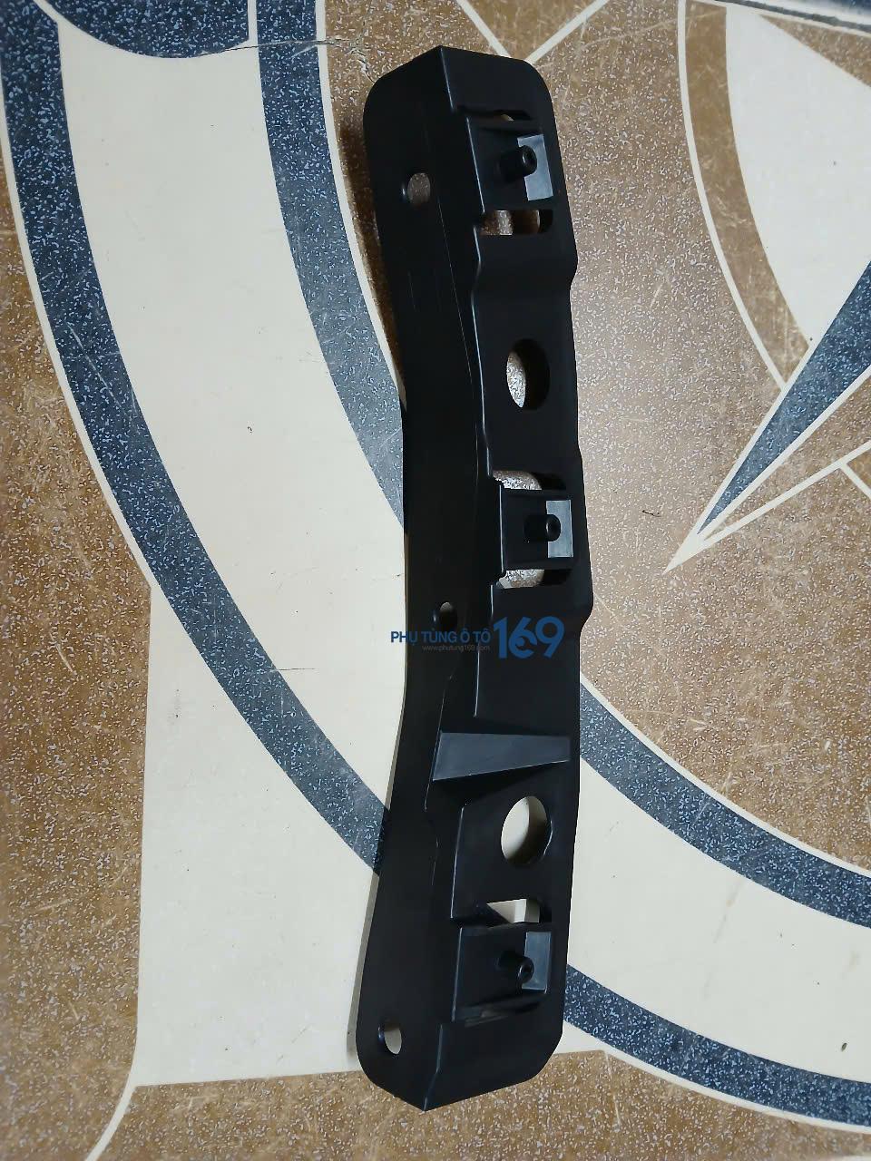 Phe cài bắt vành cua lốp trước Cx5a