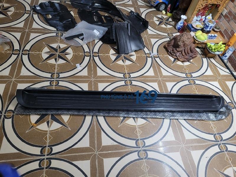 Bậc bước chân Chevrolet Colorado Bậc bước chân Chevrolet Colorado