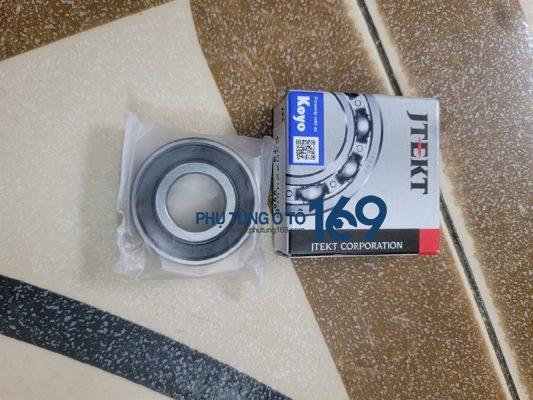 Bi bánh đà Toyota Hilux