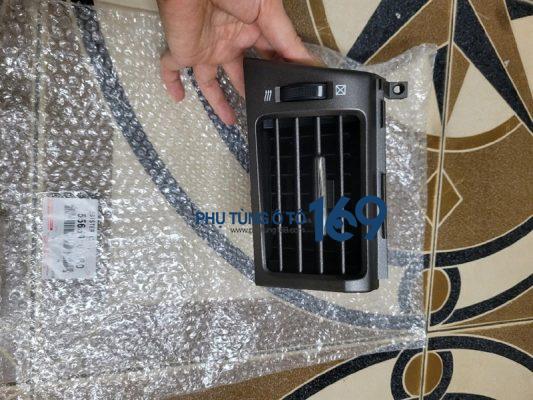 Cửa gió điều hoà ngoài Lexus Lx570