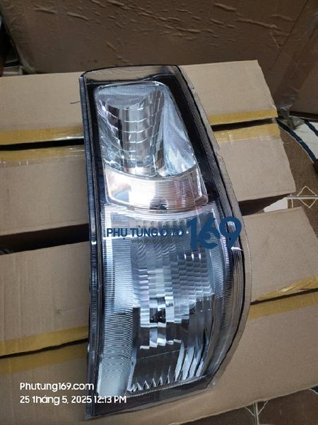 Đèn pha phải Suzuki 7 tạ Đèn pha phải Suzuki 7 tạ