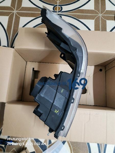 Đèn pha trái Suzuki 7 tạ