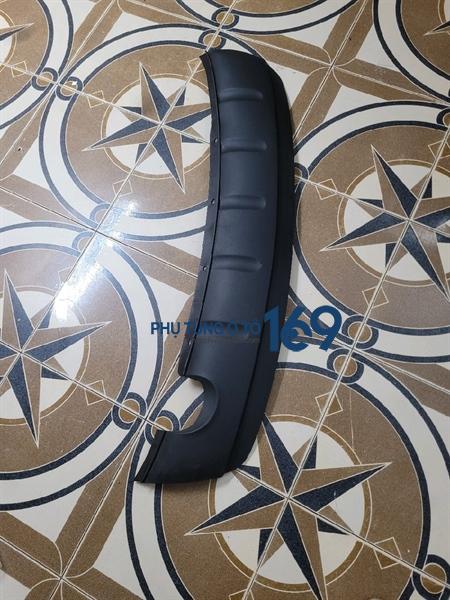 Ốp dưới cản sau Kia Carens