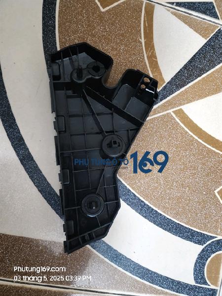 Phe cài cản trước Mazda Bt50 Phe cài cản trước Mazda Bt50