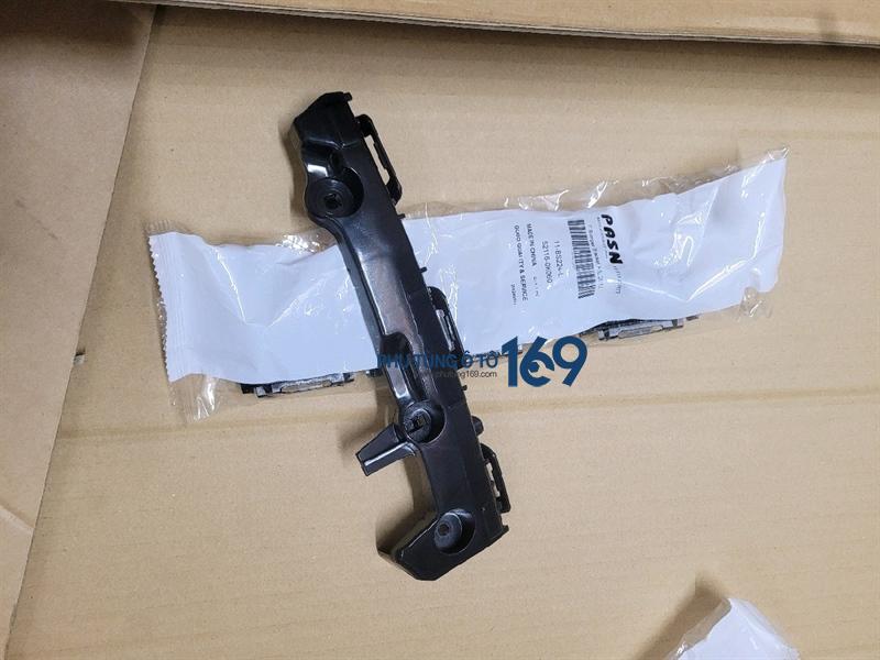 Phe cài cản trước Toyota Hilux Phe cài cản trước Toyota Hilux