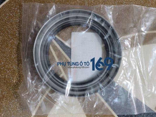 Phớt đuôi cốt máy Toyota Prado