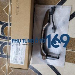 Tay mở cửa trước lái Hyundai Elantra