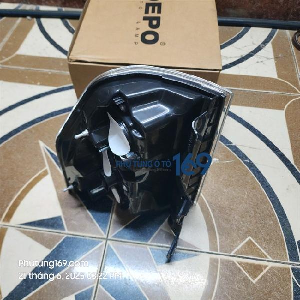 Đèn hậu Pajero V93