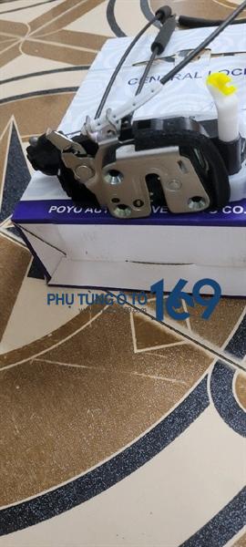 Khóa ngậm cửa Nissan Navara