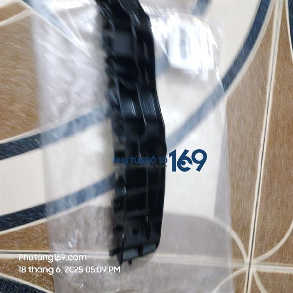 Phe cài cản trước Mitsubishi Xfoce Phe cài cản trước Mitsubishi Xfoce