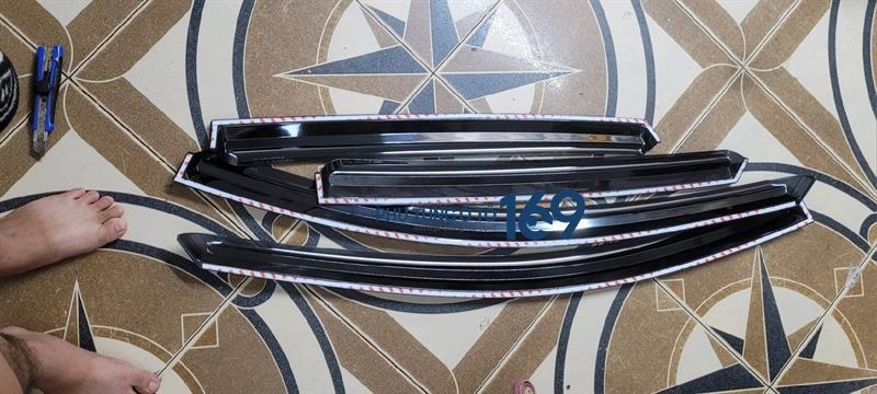 Vè che mưa Cheverolet Captiva Vè che mưa Cheverolet Captiva