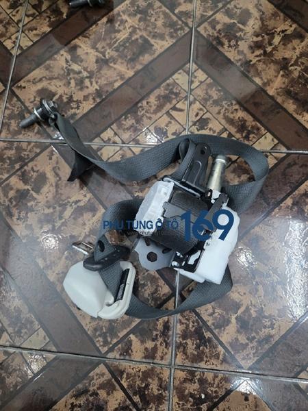 Dây đai an toàn trước Veloz Dây đai an toàn trước Veloz