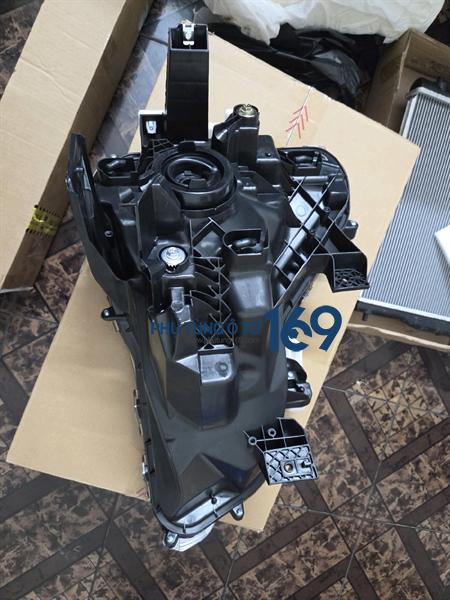 Đèn pha Xpander không led