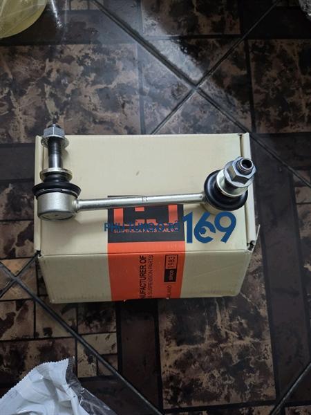 Rotuyn cân bằng Prado