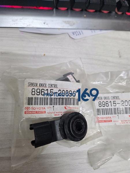 Cảm biến tiếng gõ động cơ Camry Cảm biến tiếng gõ động cơ Camry